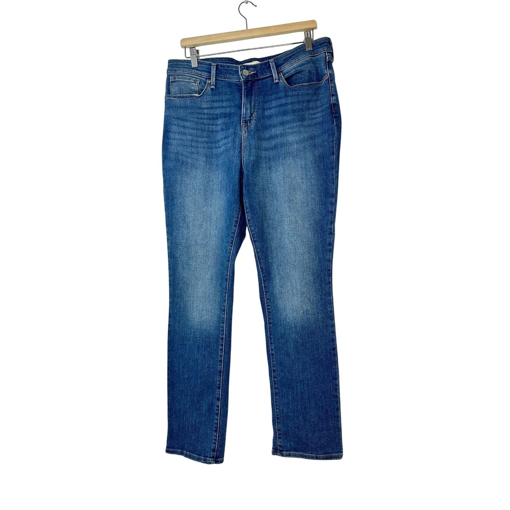Levi's Signature Womens Mid Rise Straight Leg Jeans‎ Blue Medium Wash 14 - Picture 2 of 11